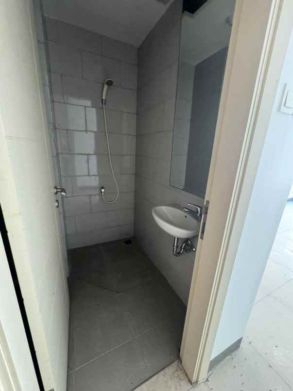 dijual apartemen pakuwon mall pakuwon indah