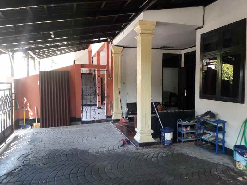 dijual cepat rumah kos manado