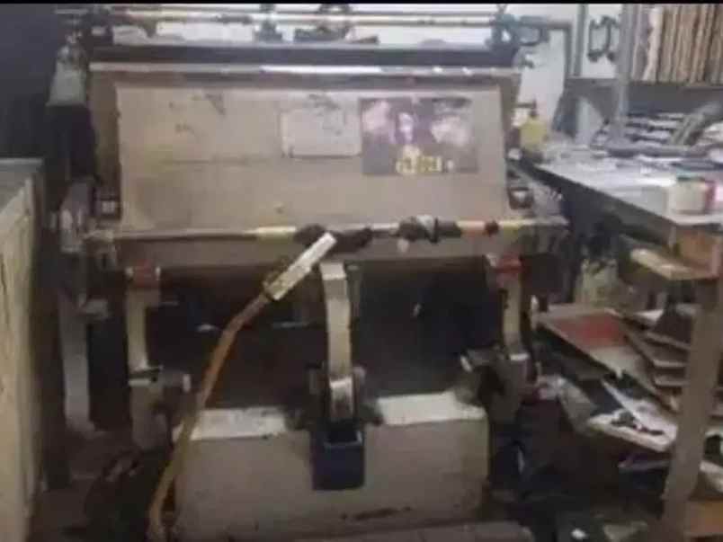 dijual gedung komersial duren sawit pondok bambu