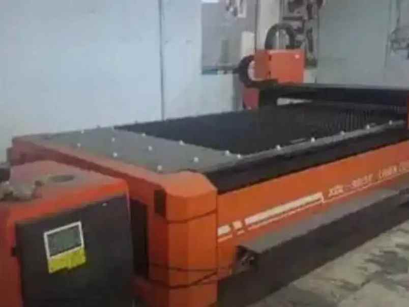 dijual gedung komersial duren sawit pondok bambu