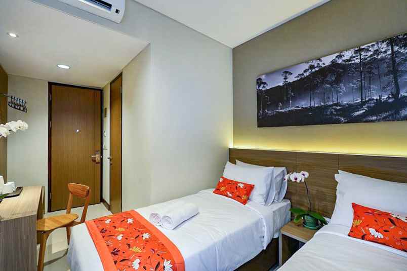 dijual hotel bandung 6 lantai