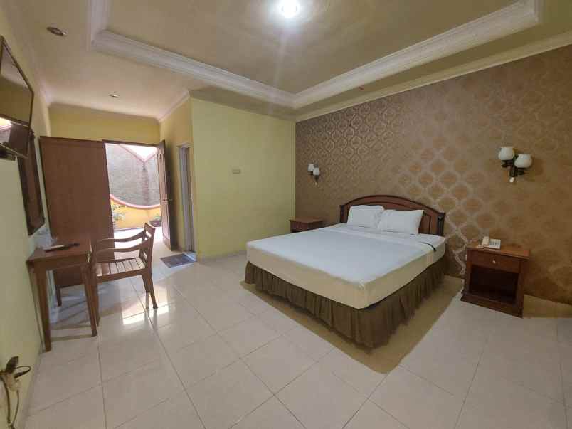 dijual hotel bintang 4 dan mall di jogja