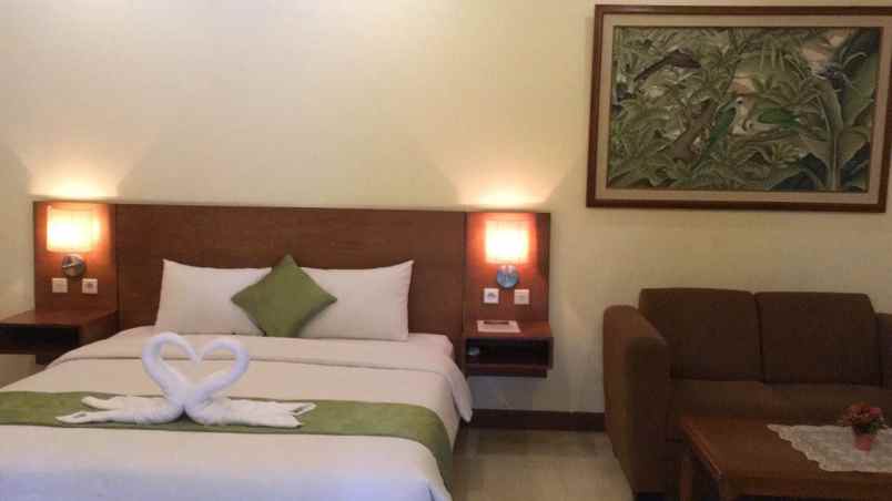 dijual hotel jln raya puncak cisarua bogor