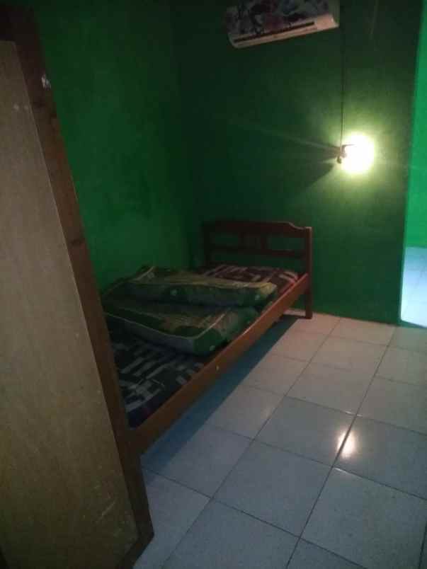 dijual kontrakan 2pintu pondok aren