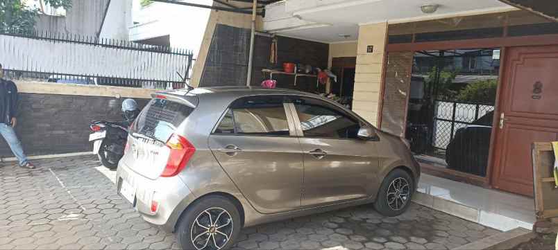 dijual kost batununggal