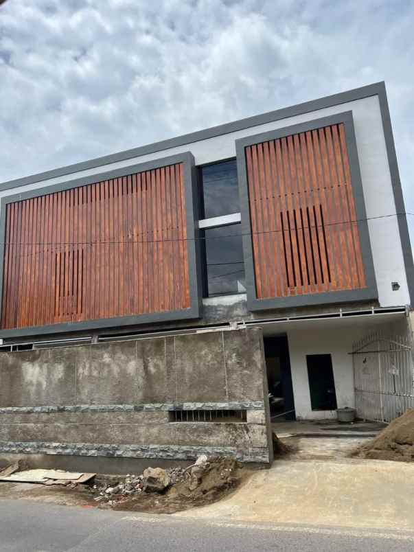 dijual kost jalan candi pandanwangi