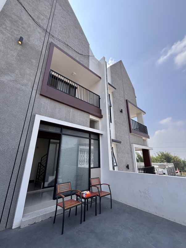 dijual kost jl chili jl perum joyo