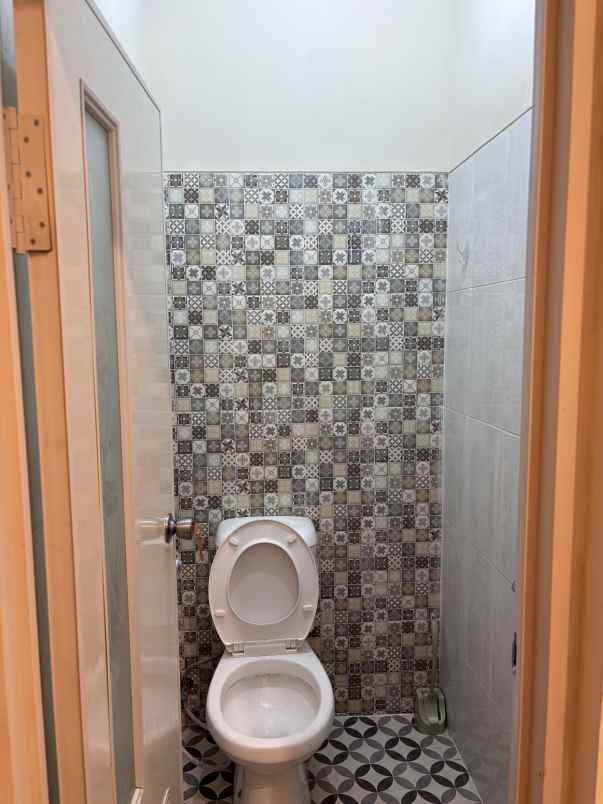 dijual kost jl chili jl perum joyo