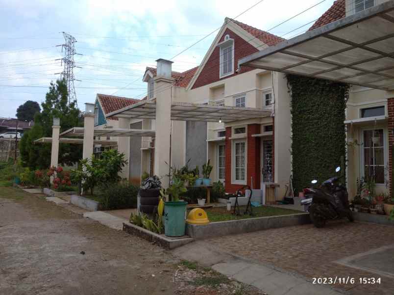 dijual kost jl cijambe cinunuk bandung