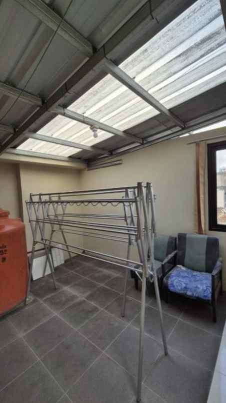 dijual kost jl cisitu dago bandung