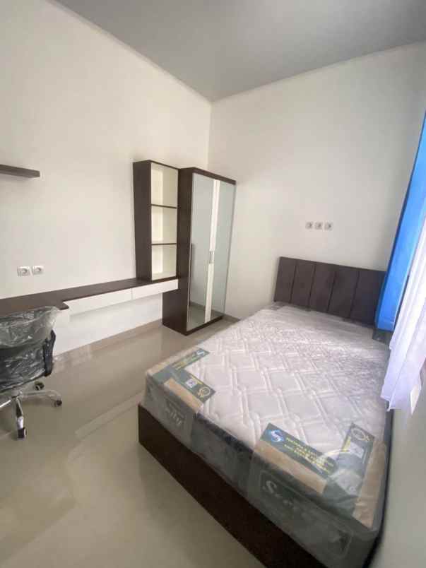 dijual kost jln cangkurawok babakan