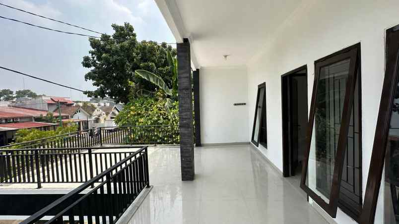 dijual kost lippo cikarang