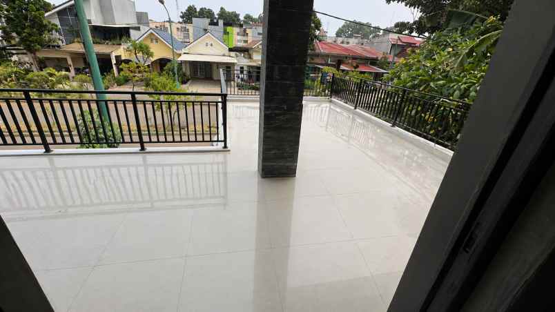 dijual kost lippo cikarang
