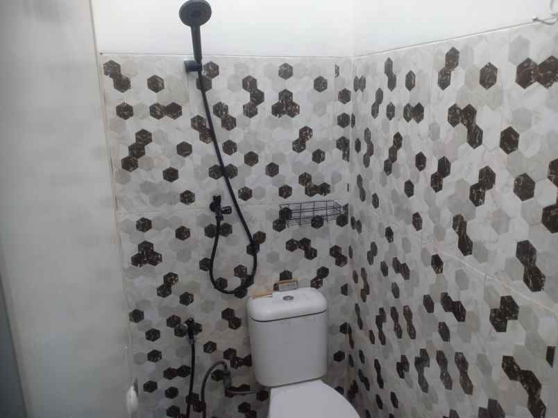 dijual kost lippo cikarang