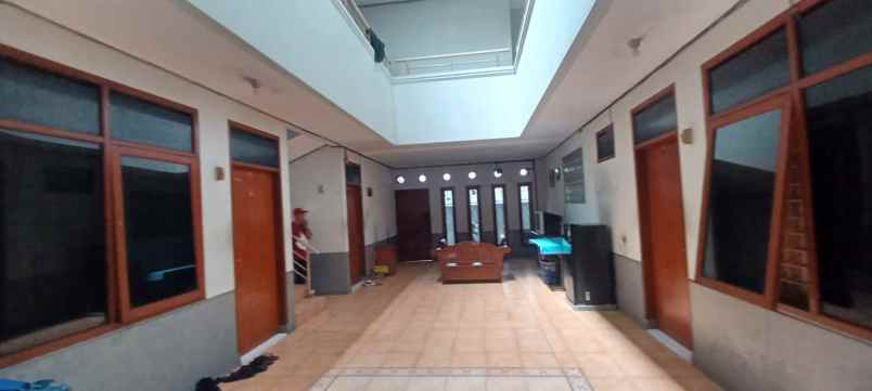 dijual kost sukakarya