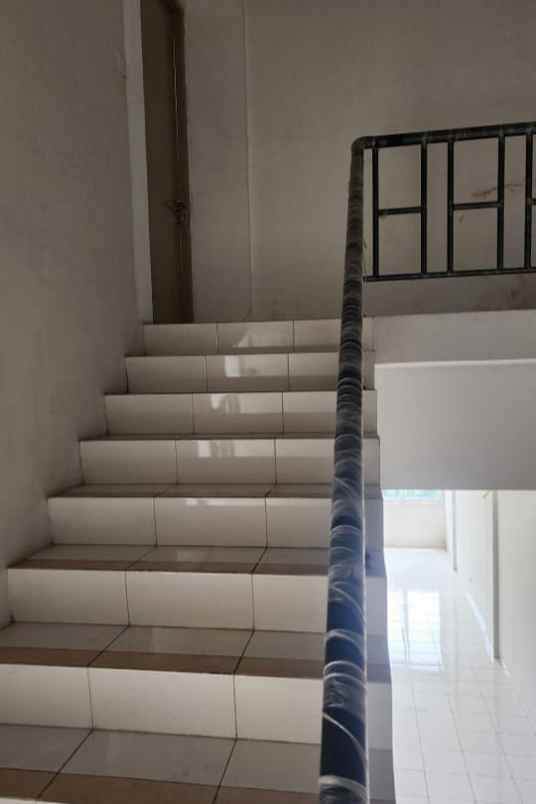 dijual ruko bagus di ruby summarecon bekasi