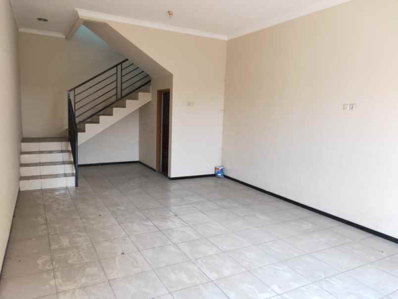 dijual ruko di cemara raya banyumanik semarang