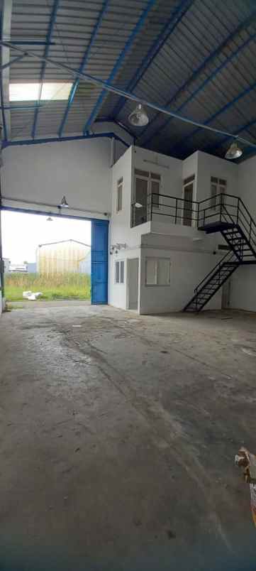 dijual ruko gudang kantor gununganyar