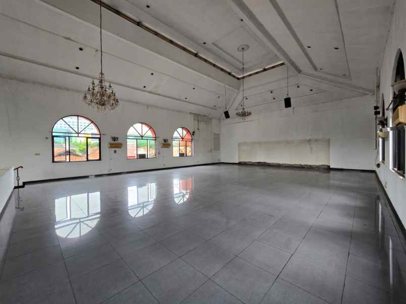 dijual ruko gudang kantor jl babakan tarogong