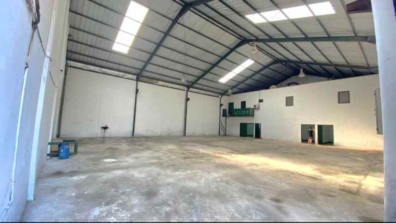 dijual ruko gudang kantor jl kaliabang tengah bekasi