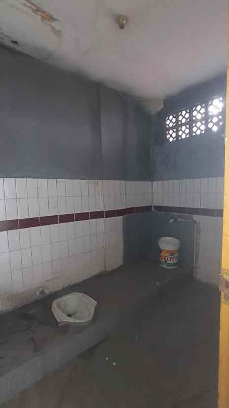 dijual ruko gudang kantor jl letjend suprapto kemayoran