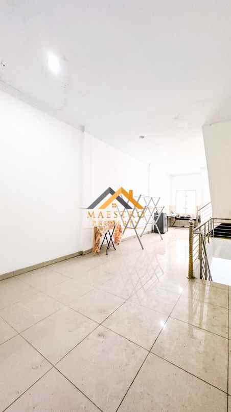 dijual ruko komplek brayan city dekat sutomo 2