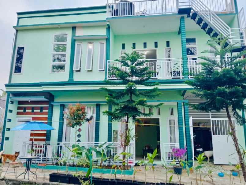 dijual rumah 2 lantai siap huni kota batu