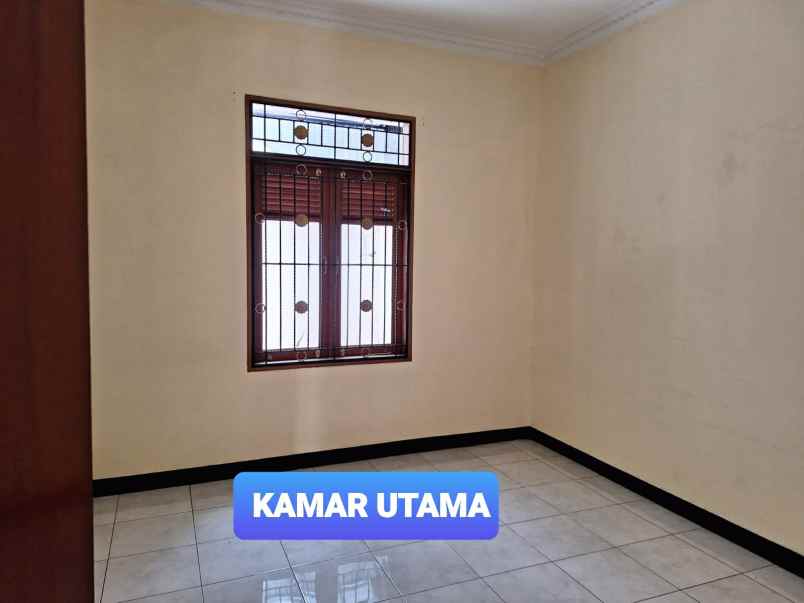 dijual rumah antapani