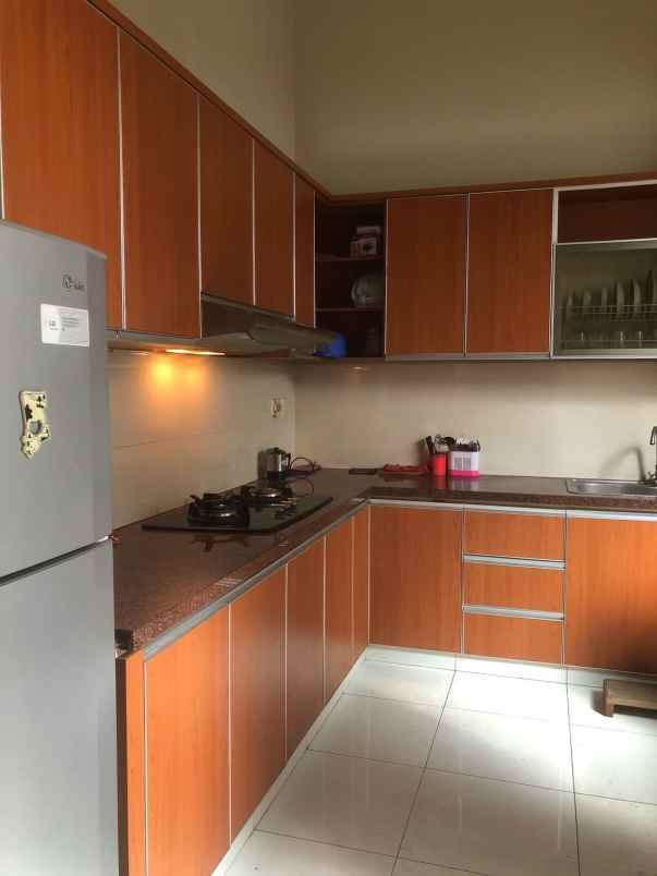 dijual rumah arcamanik cisaranten kulon