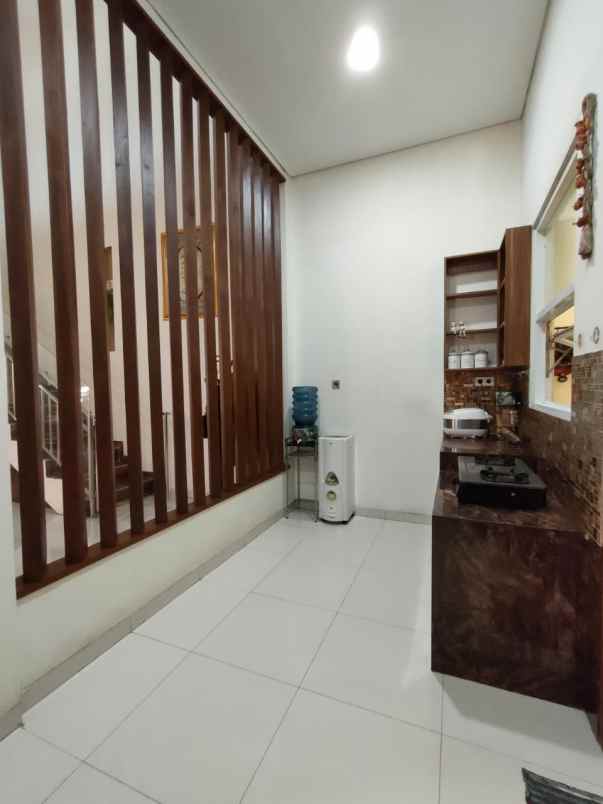 dijual rumah asoka town house cawang