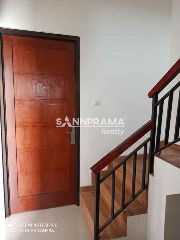 dijual rumah bakti jaya