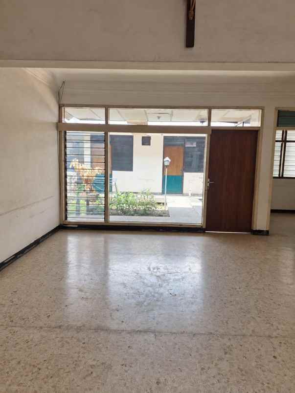 dijual rumah baratajaya surabaya pusat