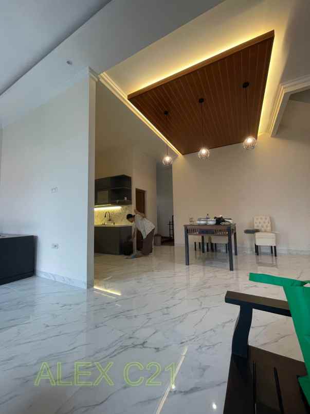 dijual rumah baru di pondok cina beji kota depok