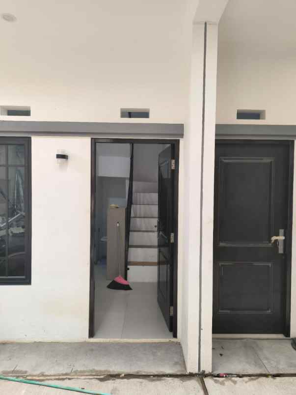 dijual rumah batu ampar