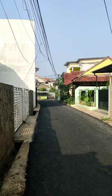 dijual rumah beji