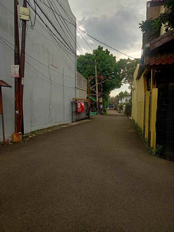 dijual rumah beji depok