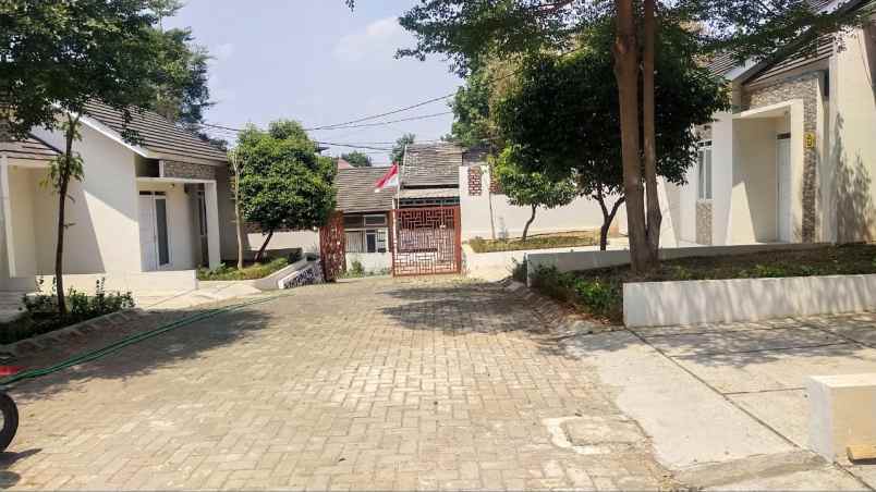 dijual rumah bojong kulur