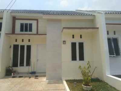 dijual rumah bojong sari depok