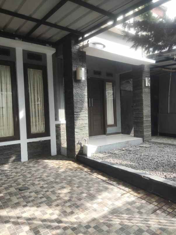 dijual rumah buah batu kota bandung