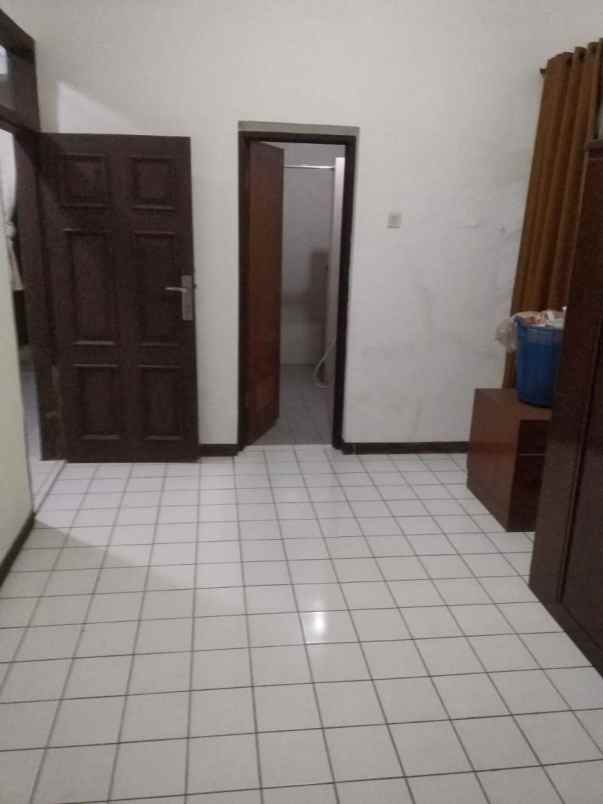 dijual rumah bukit ligar