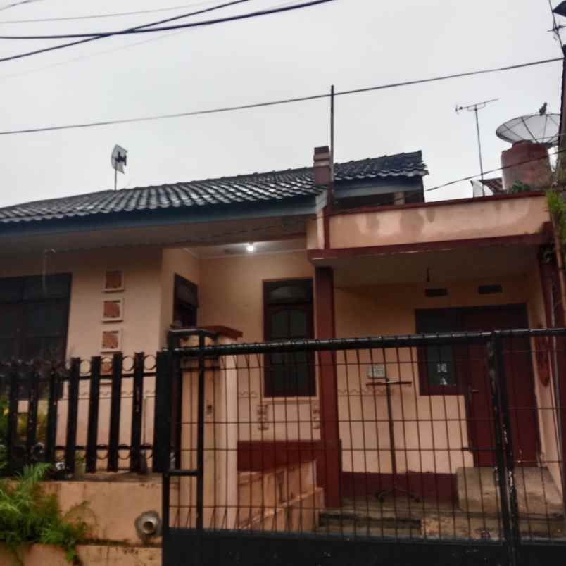 dijual rumah bumi menteng asri bogor 1 1 milyar nego