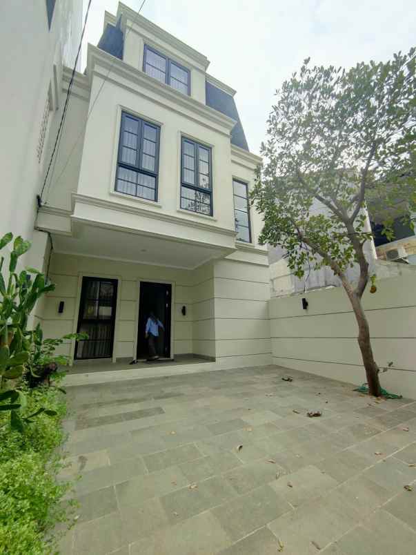 dijual rumah cempaka putih jakpus