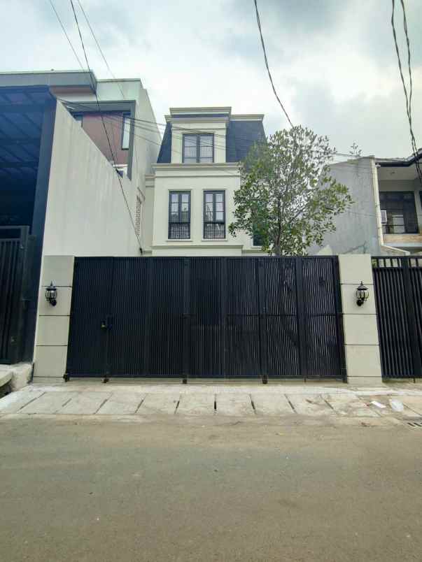 dijual rumah cempaka putih jakpus