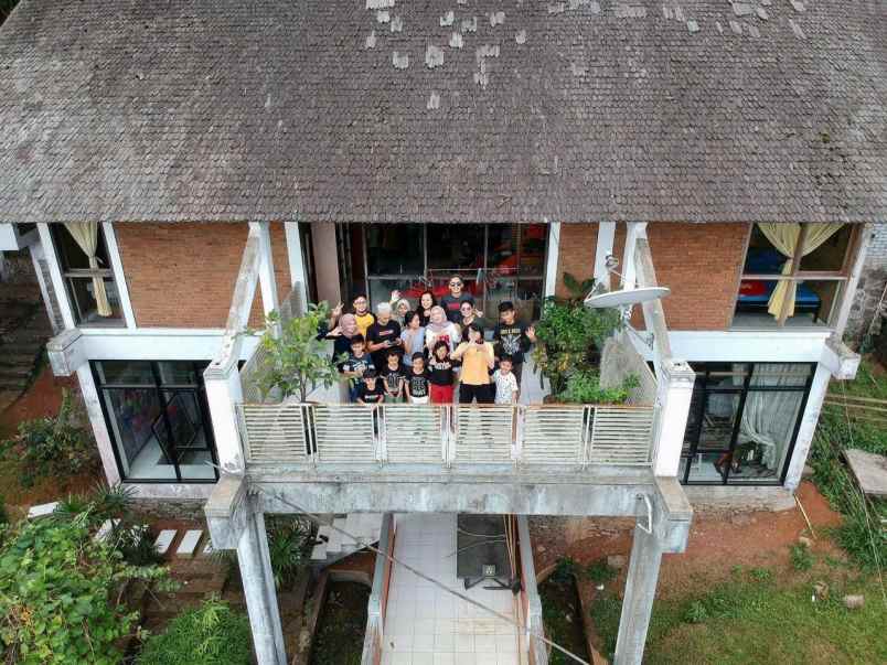 dijual rumah ciburial