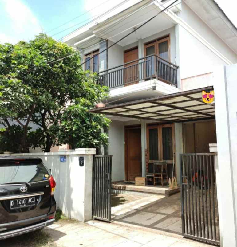 dijual rumah cicukang indah