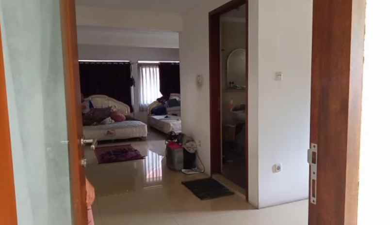 dijual rumah cigadung raya tubagus