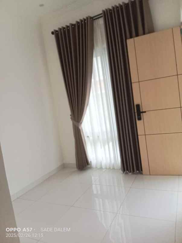 dijual rumah cilangkap tapos depok