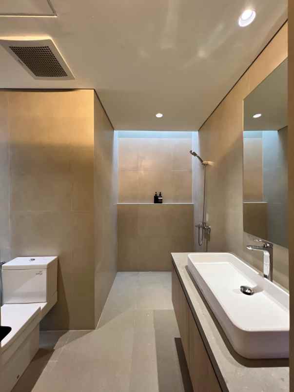 dijual rumah cinere estate depok