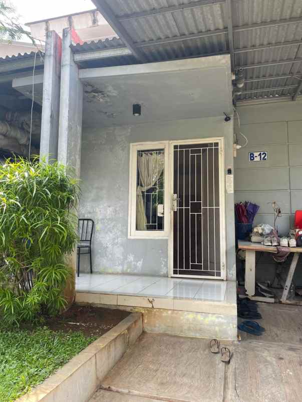 dijual rumah cinere green valley