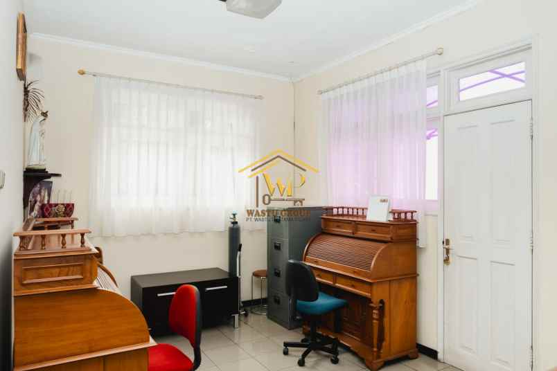 dijual rumah cinere kota depok jawa barat